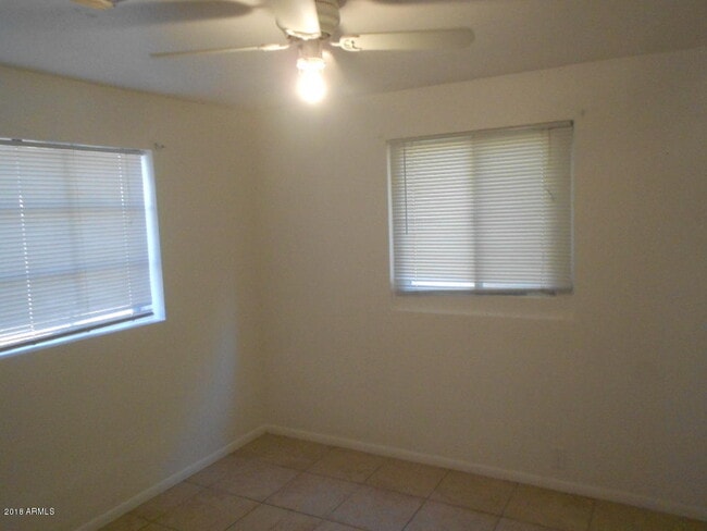 Photo - 2727 W Belmont Ave