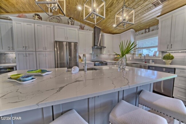 Photo - 263 Lullwater Dr