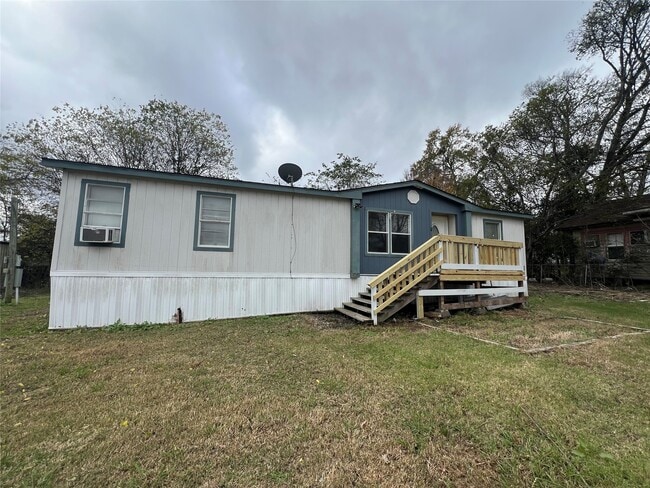 Building Photo - 2350 FM 980