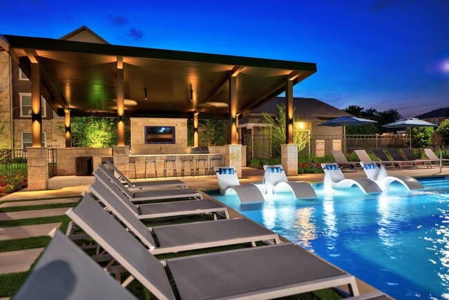 Building Photo - Altair Tech Ridge Rental