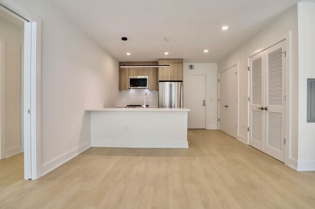 Photo - 303 Madison St Unit 306