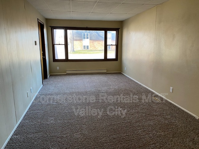 Photo - 217 Central Ave S Unit 3