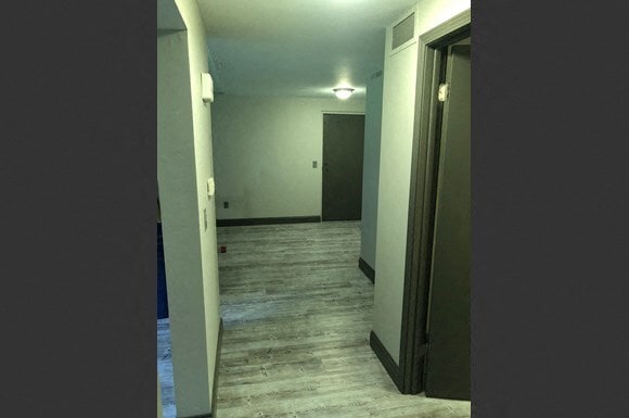 Photo - 614 Englewood Ave