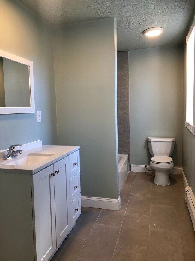 Photo - 1003 Chester Pike Unidad A