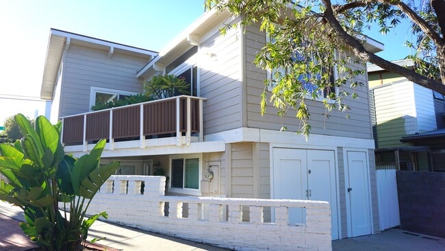 Photo - THE BEACH IS YOUR BACKYARD! Light & Bright...