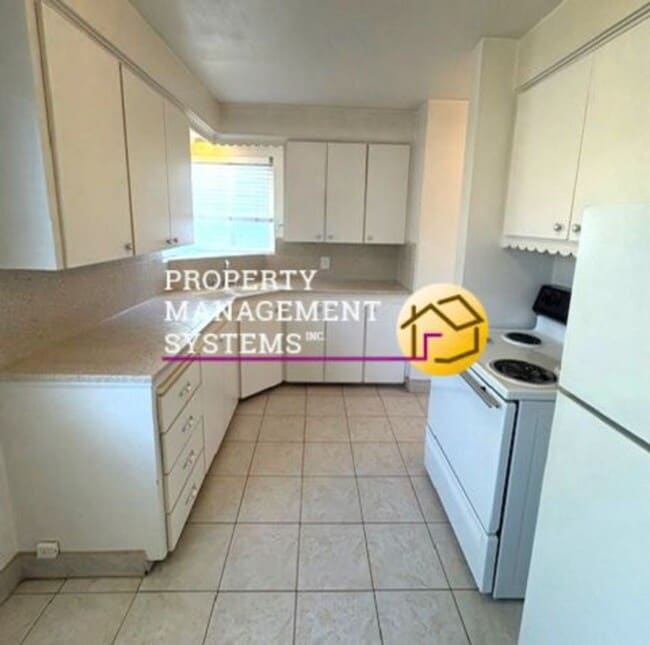 Photo - 3 Bedroom Duplex in Sugarhouse! Unit 1777