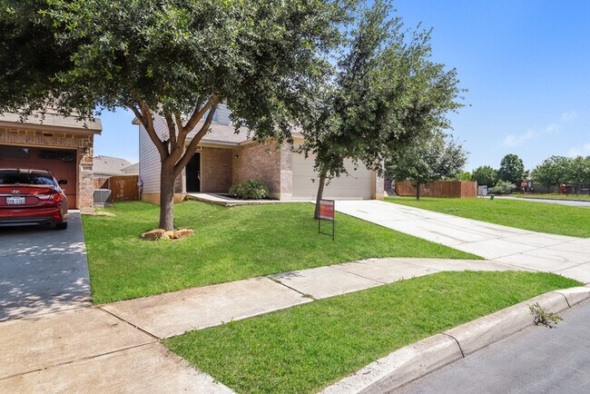 Photo - Hunters Pond - 2211 Fishing Stone, San Ant...