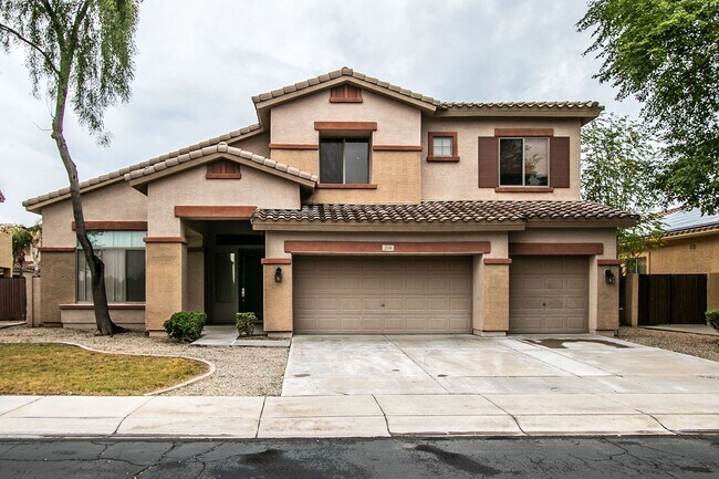 Photo - 3610 SFT, 3 car garage, 4 bed 3.5 bath in ...