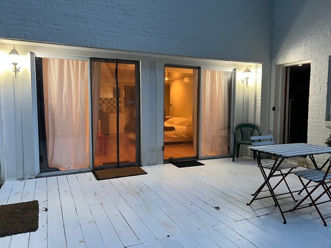 Photo - 7527 17th St NW Unidad 1