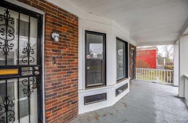 Photo - 1436 Baldwin St