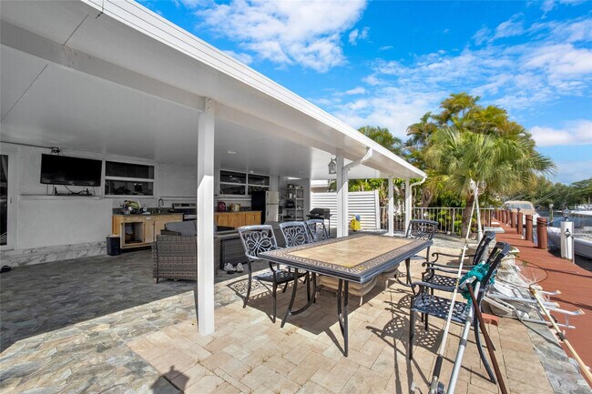 Photo - 1311 NE 27th Way