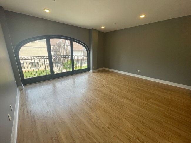 Photo - Sullivan Building