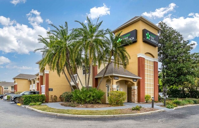 Furnished Studio-Tampa - North Airport