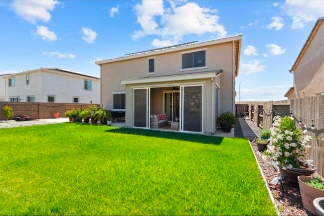 Photo - 2851 Ski Bch St