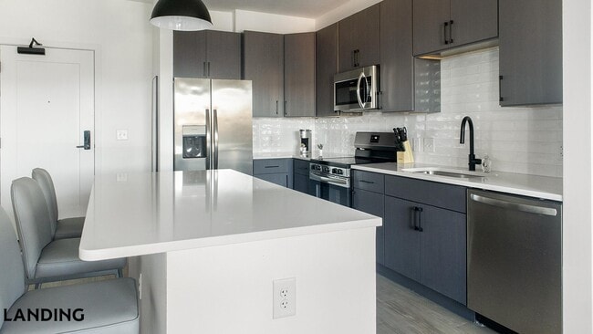 1007 S Mint St Unit 816