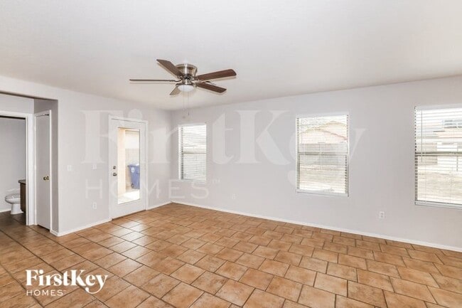 11513 W Flores Dr