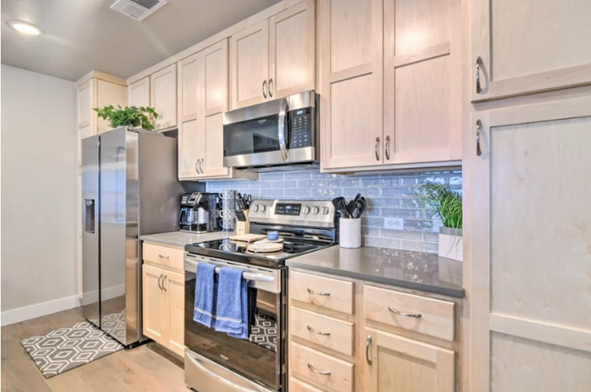 Photo - 4622 Hahns Peak Dr Condo Unit 208