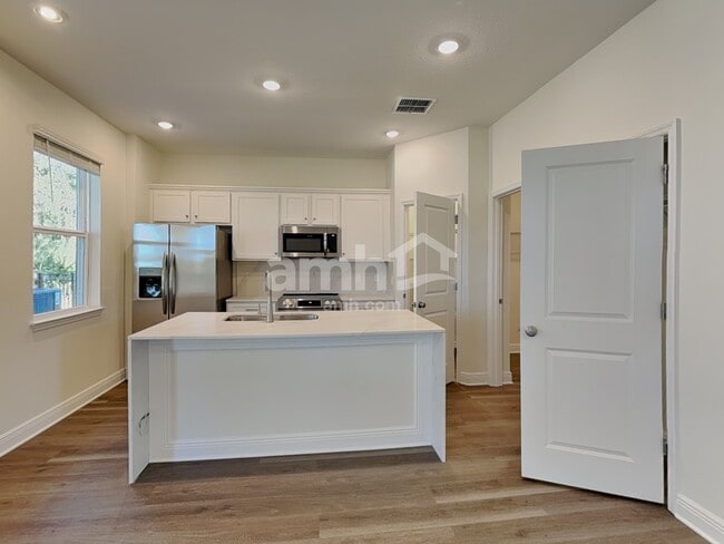 Photo - 4768 Tributary Ln