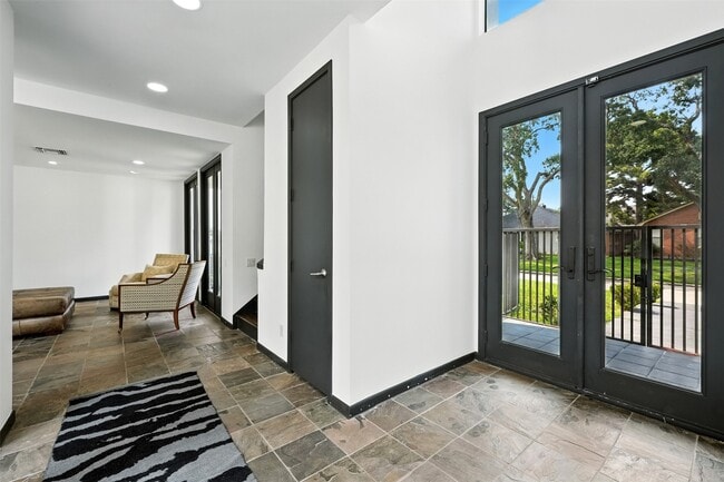 Photo - 2019 McClendon St