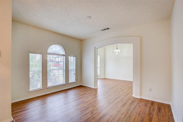 Photo - 4717 Woodhaven Ln