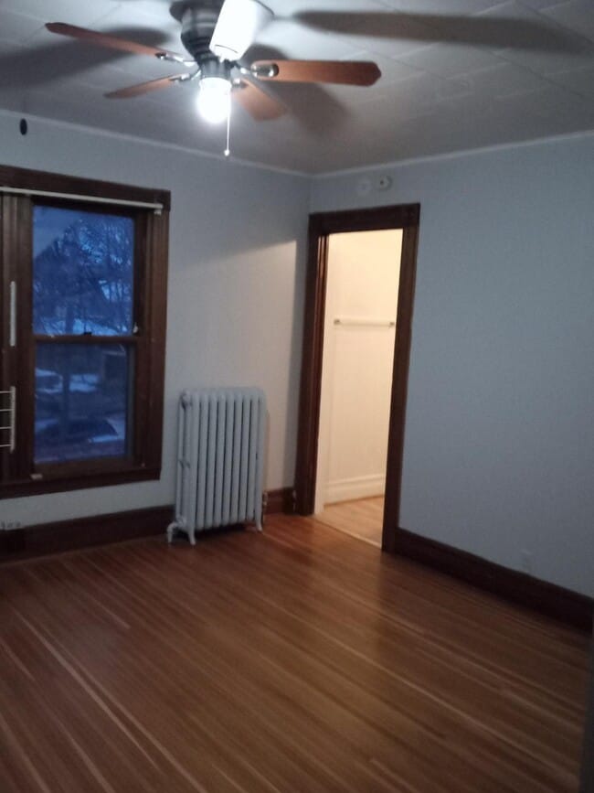 Sala de estar - 404 Birr St Unidad 3