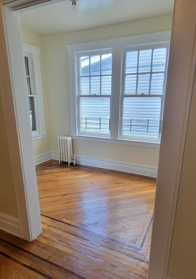 Photo - 82 Smith St Unit #2