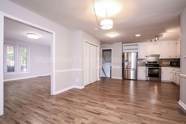 Photo - 4017 Grimstead Ln