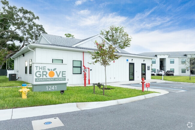 Entrance Signage - The Grove