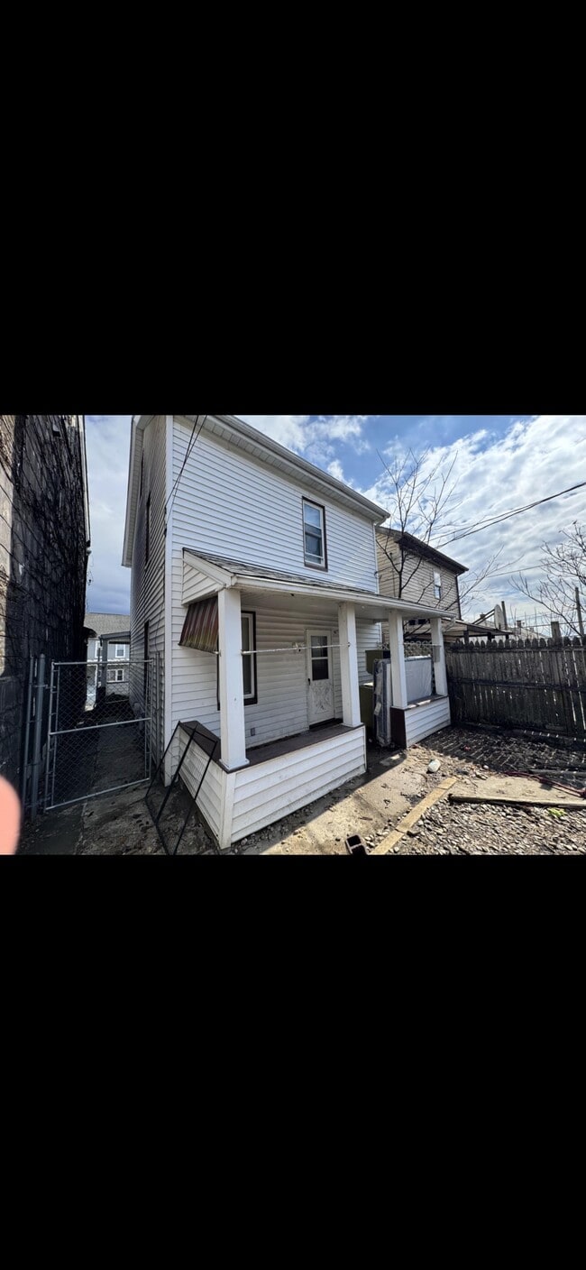 Photo - 1534 1st Ave
