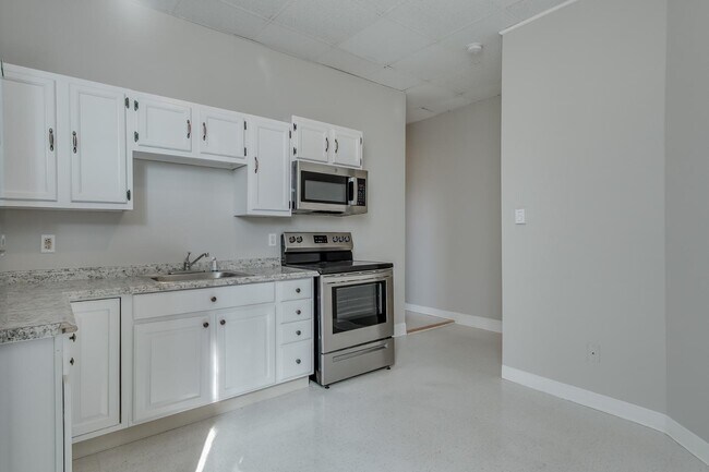 Photo - 441 N Potomac St