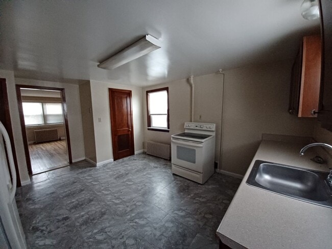Building Photo - 515-517 S Market St Unit 515