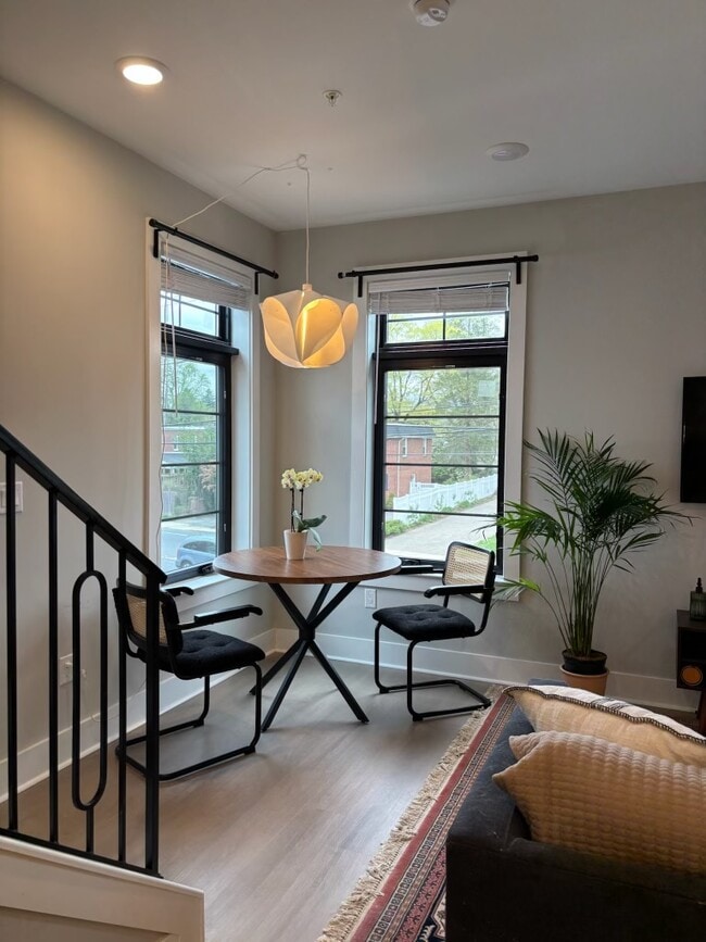 Photo - 7521 Ridge Ave