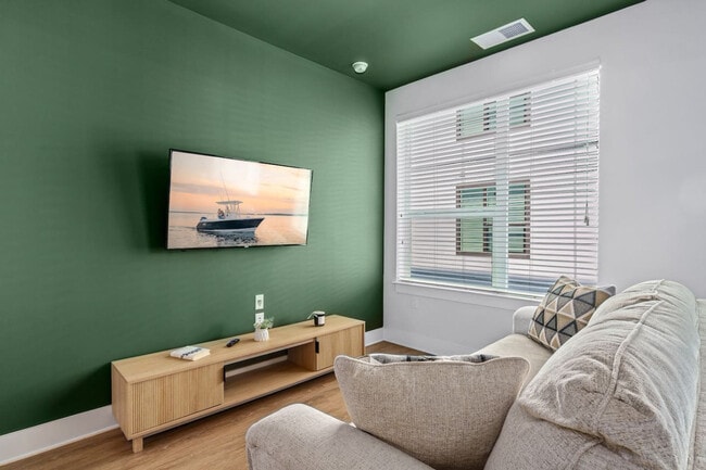 Building Photo - 2412 W Cypress St Unit ID1312504P Rental