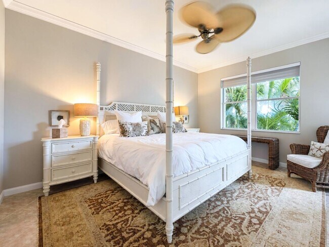 1262 Sweetwater Ln