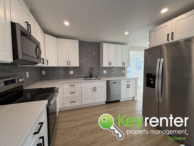 Photo - One of a Kind Multi-level Home in Tacoma!