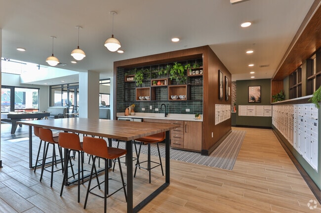 Signature Hartwell Village