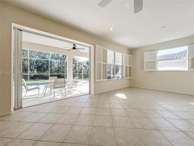 Photo - 4874 Sabal Lake Cir