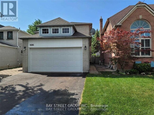 Photo - 1606 Amberlea Rd