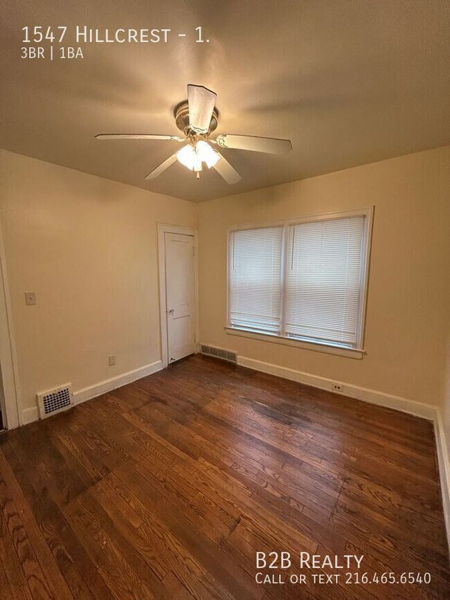 Photo - 1547 Hillcrest-1. Unit 1.