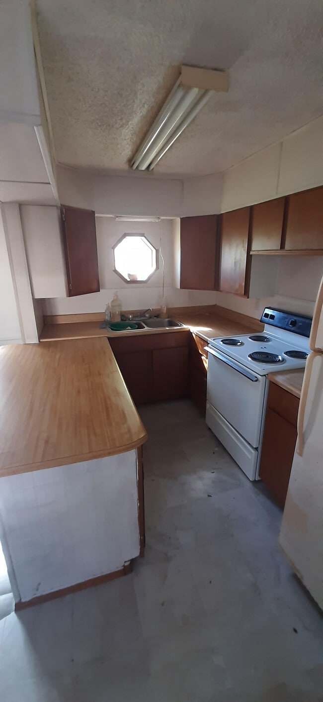 Photo - 17237 N Hwy 71