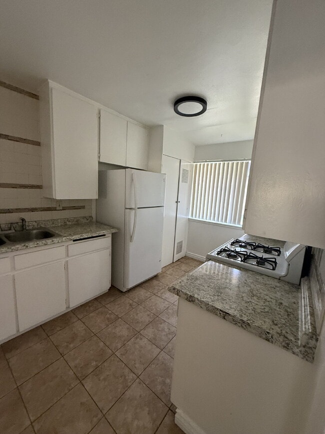 Photo - 4607 Plaza Ln Unit D