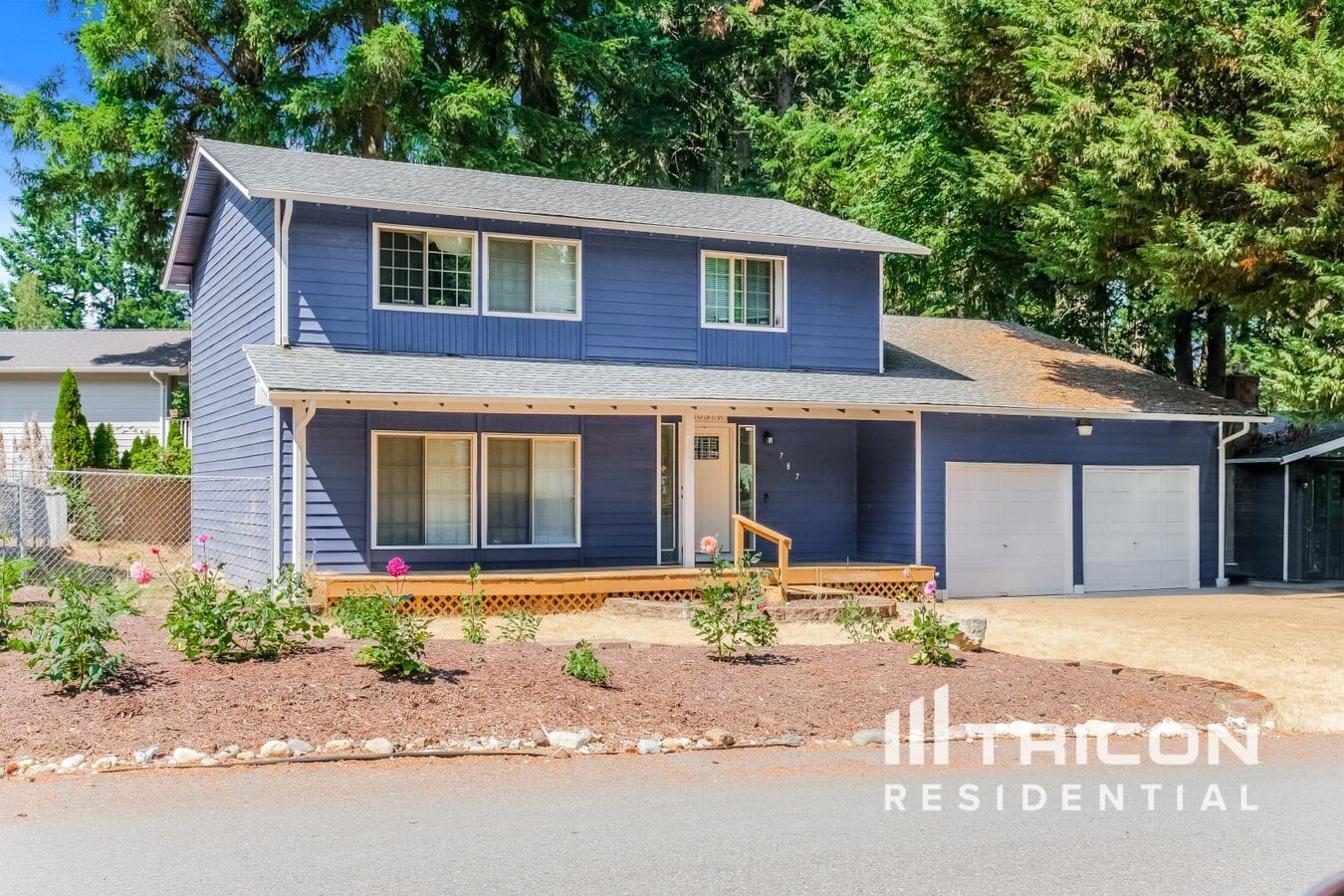 Photo - 787 NE Pinecrest Dr Casa
