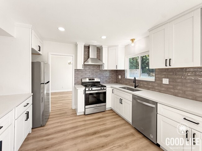 Photo - Modern 3BR/2BA Vista Home with 2-Car Garage and Private Yard