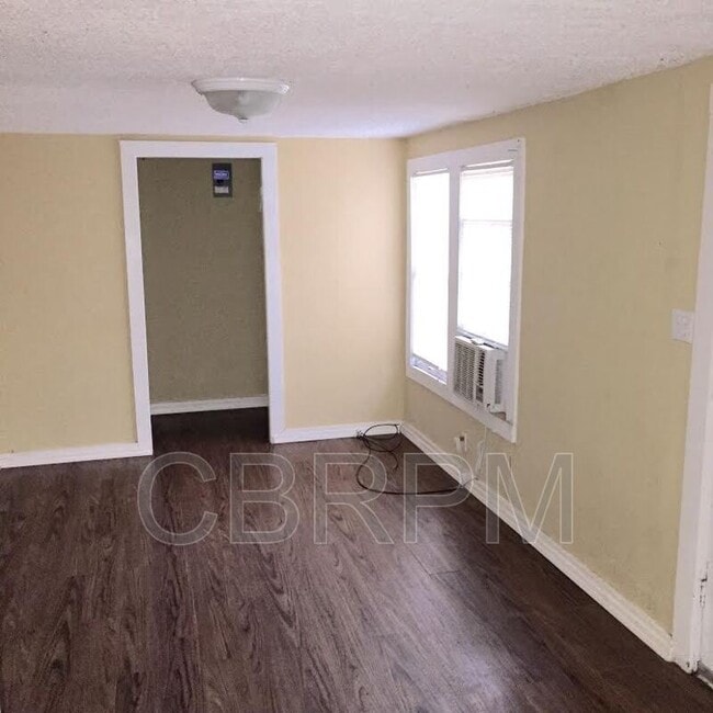 Photo - 2405 27th St