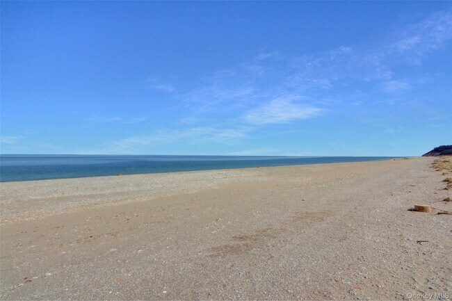 Photo - 171 Harbor Beach Rd