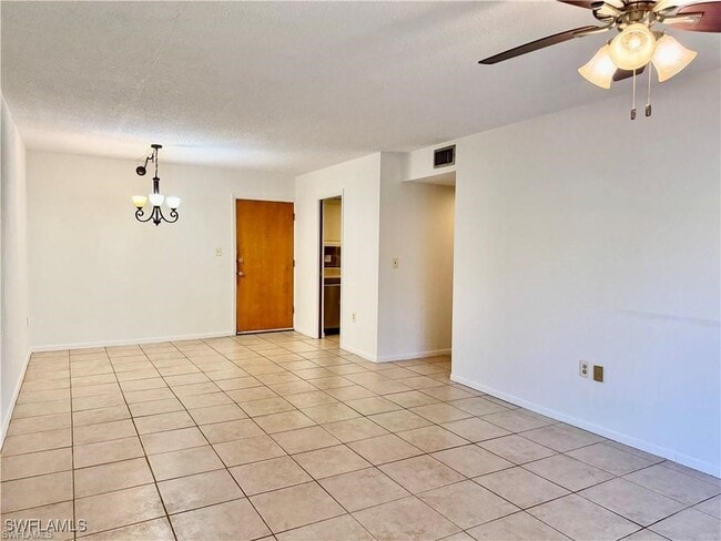 Photo - 1849 Maravilla Ave Unit C6