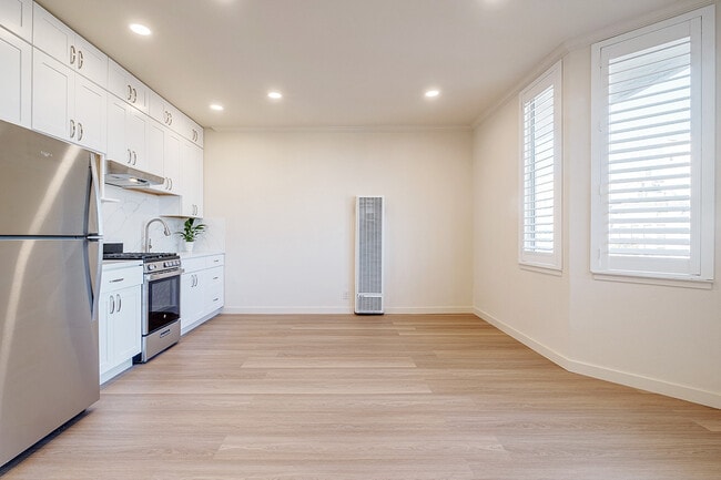 Photo - 2101 Baker St Unit 14