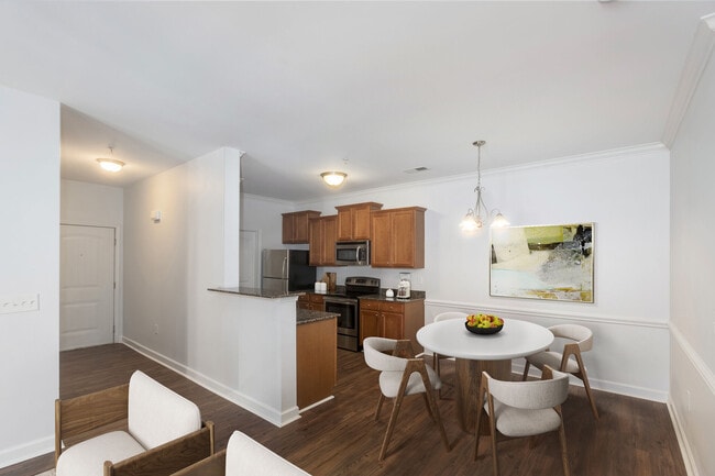 Photo - Crystal Lakes and Kingsley Apartments & Townhomes