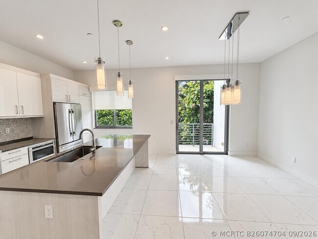 Photo - 1851 NW 40th Dr