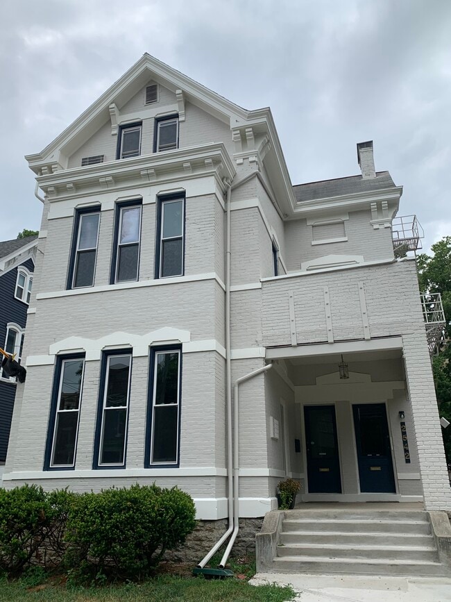 Photo - 2542 Moorman Ave Unidad 2